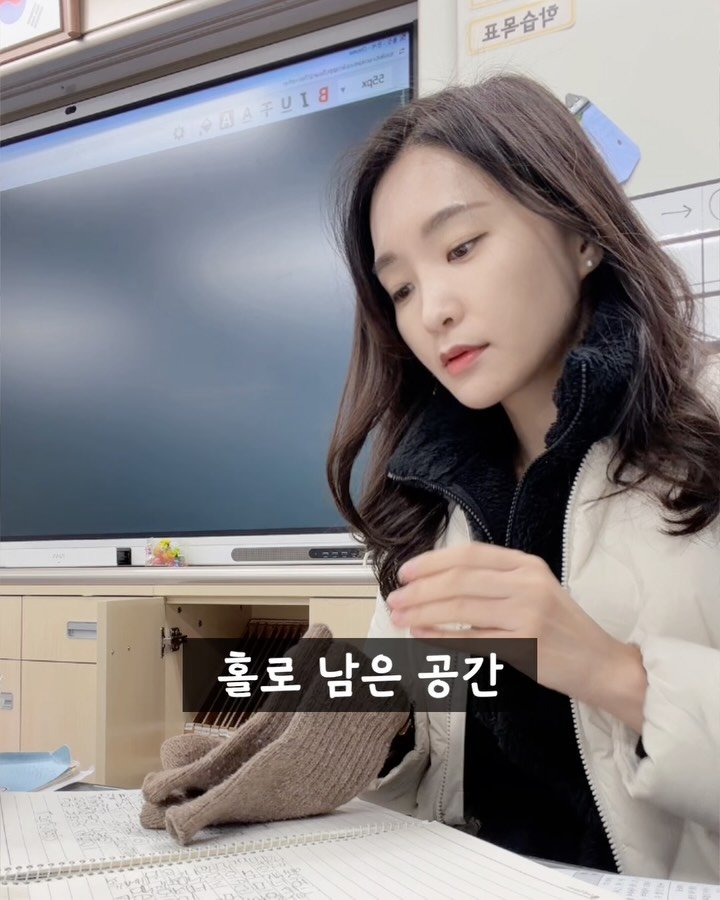 alphamom_i 게시물 이미지: ✒️주말 아침 저 잉크를 뜯어야 하는데
평화를 유지할 수 있을까💦💦

해리포터...