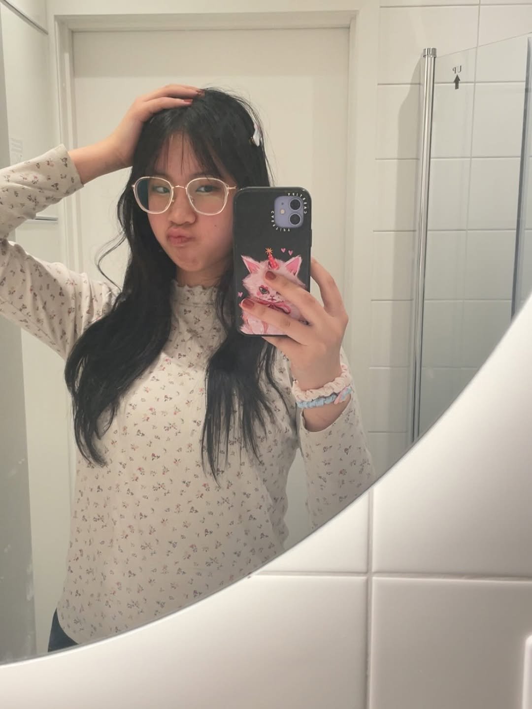 aluvlyna 게시물 이미지: New glasses from @lensalterofficial 😍👓

🏷️:...