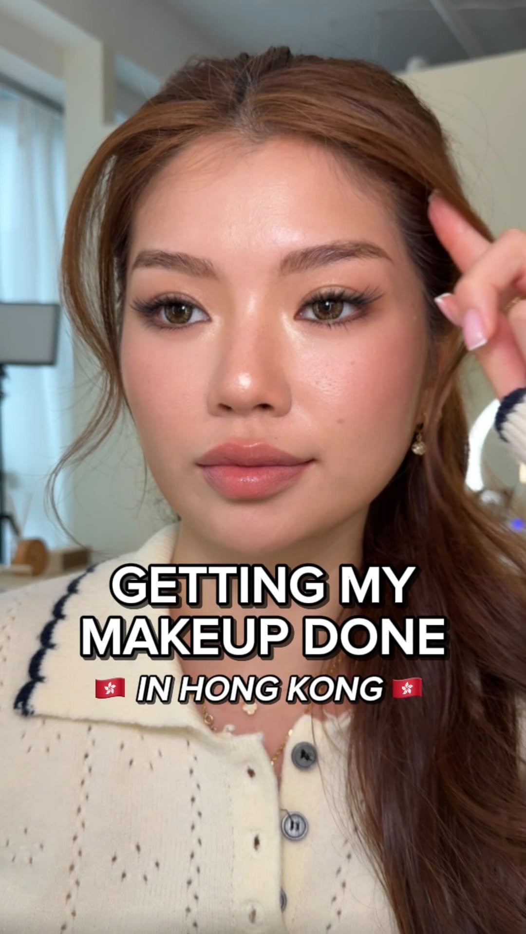 alxandra 게시물 이미지: TRYING HONG KONG MAKEUP! 🇭🇰❤️ i went to...