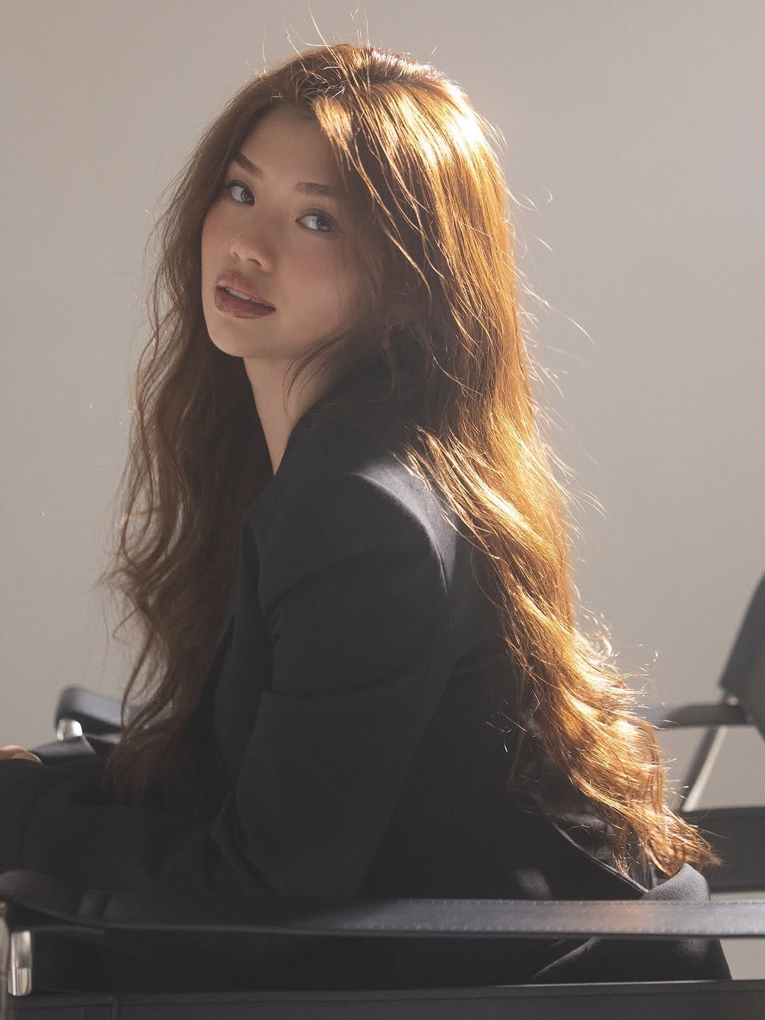 Photo shared by Alxandra on March 26, 2026 tagging @leej_foto. May be an image of one or more people, hair, makeup and text.