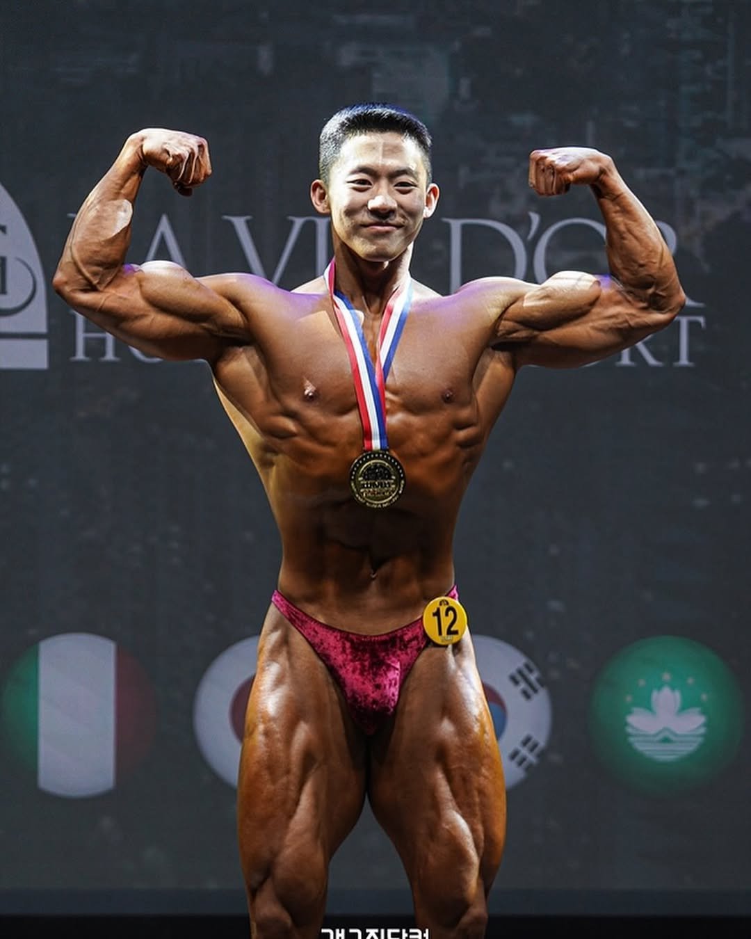 Photo shared by 알약크루 on March 26, 2024 tagging @peterfit_.