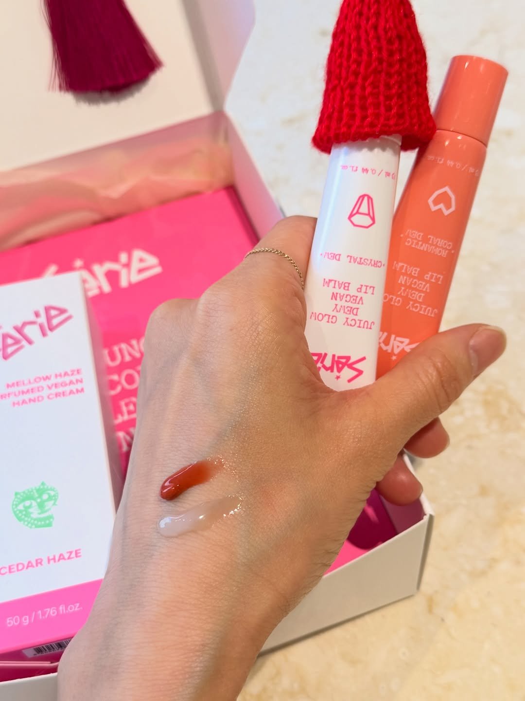 Photo shared by 김 아린 아린뷰 (alyn_view) on December 22, 2025 tagging @ssen_lee, and @serieofficial. May be an image of one or more people, lipstick, makeup, cosmetics, hand cream, ointment and text.