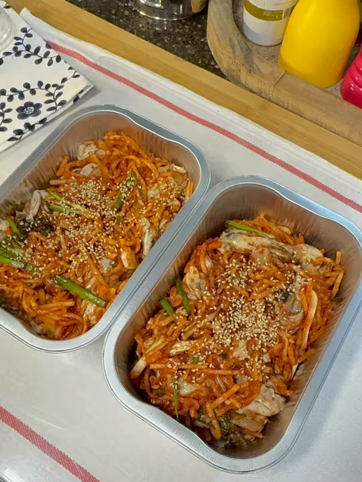 alyn_view 게시물 이미지: .
#박세리굴무침 너무 맛있어보여서 겨울이니까 또 만들어보자!
주말 키카모임에...