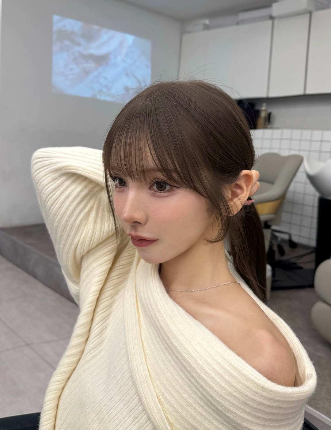 Photo by 顔周りカット/前髪/レイヤーカット/表参道/高島大登 on January 11, 2026. May be an image of one or more people, braids, bangs, top and text.