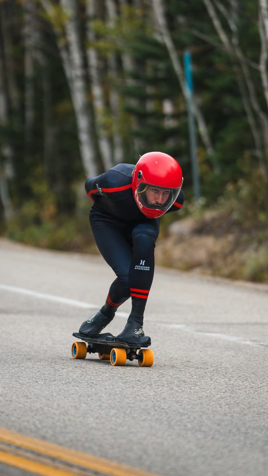 ambroisetrt 게시물 이미지: 130 km/h on a skateboard sound like a plane 🔊...