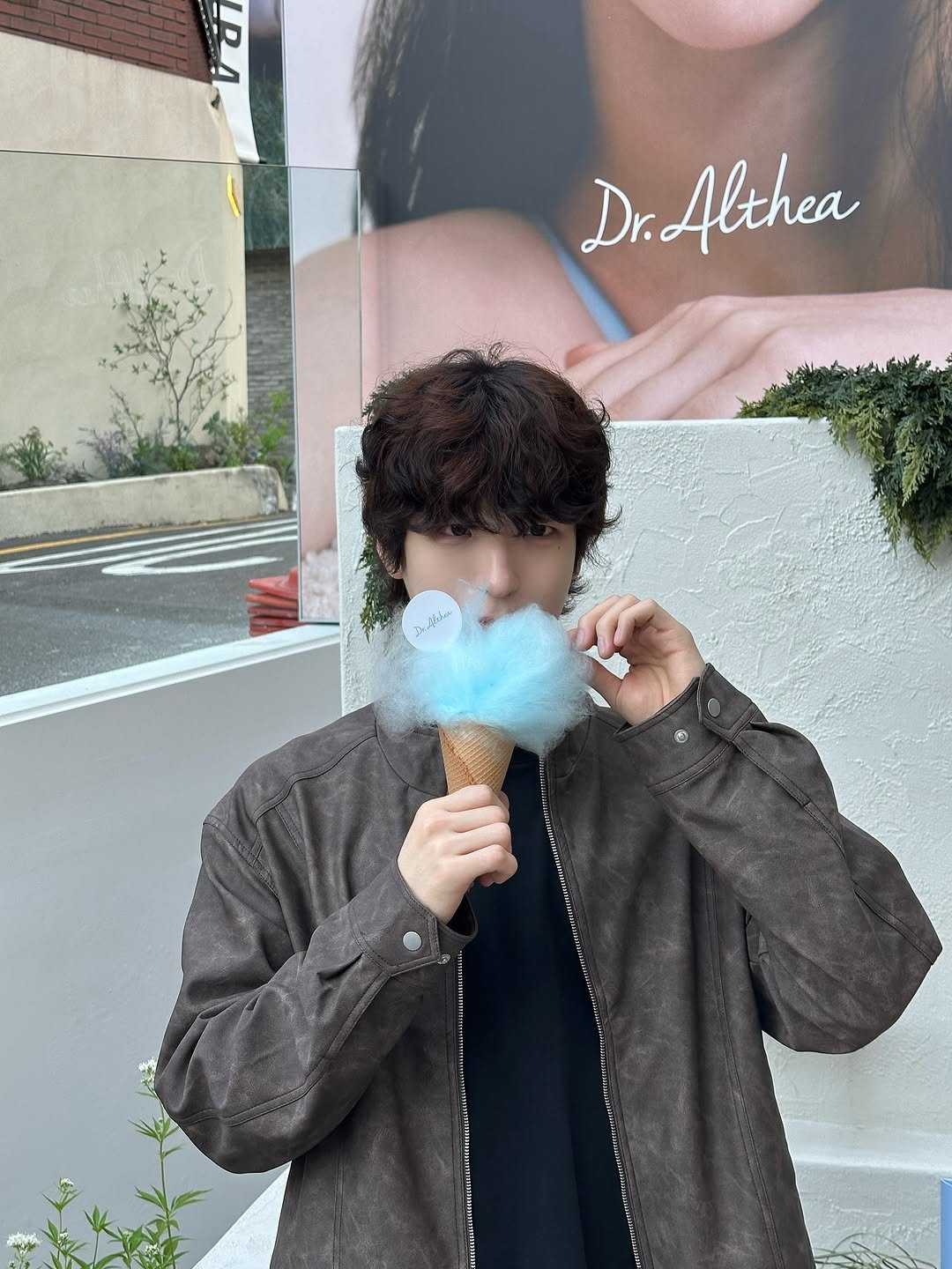 Photo shared by 안찬혁 on November 15, 2025 tagging @dr.althea_korea_official.