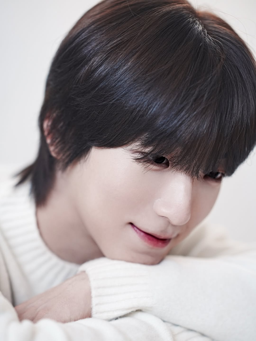 Photo shared by 안찬혁 on December 28, 2025 tagging @bluebird_studi0, and @shortt.creative.