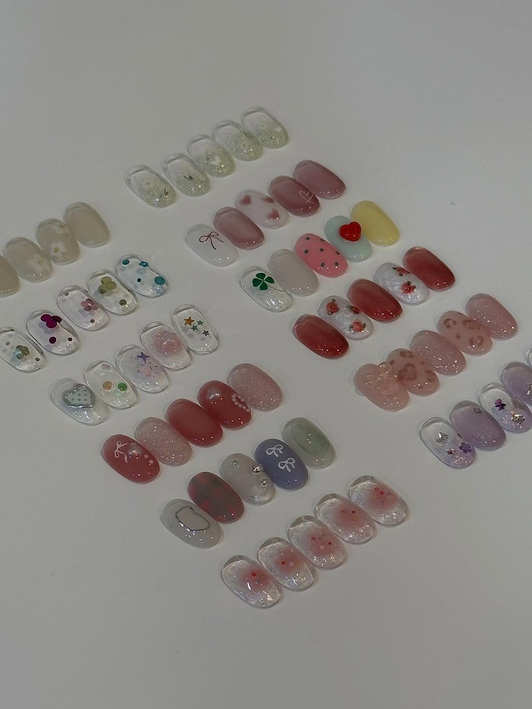 Photo by ෆ 앤드네일 ෆ 광명네일 광명사거리네일 광명동네일 철산네일 개봉네일 on February 27, 2026. May be an image of one or more people, fingernails and text.