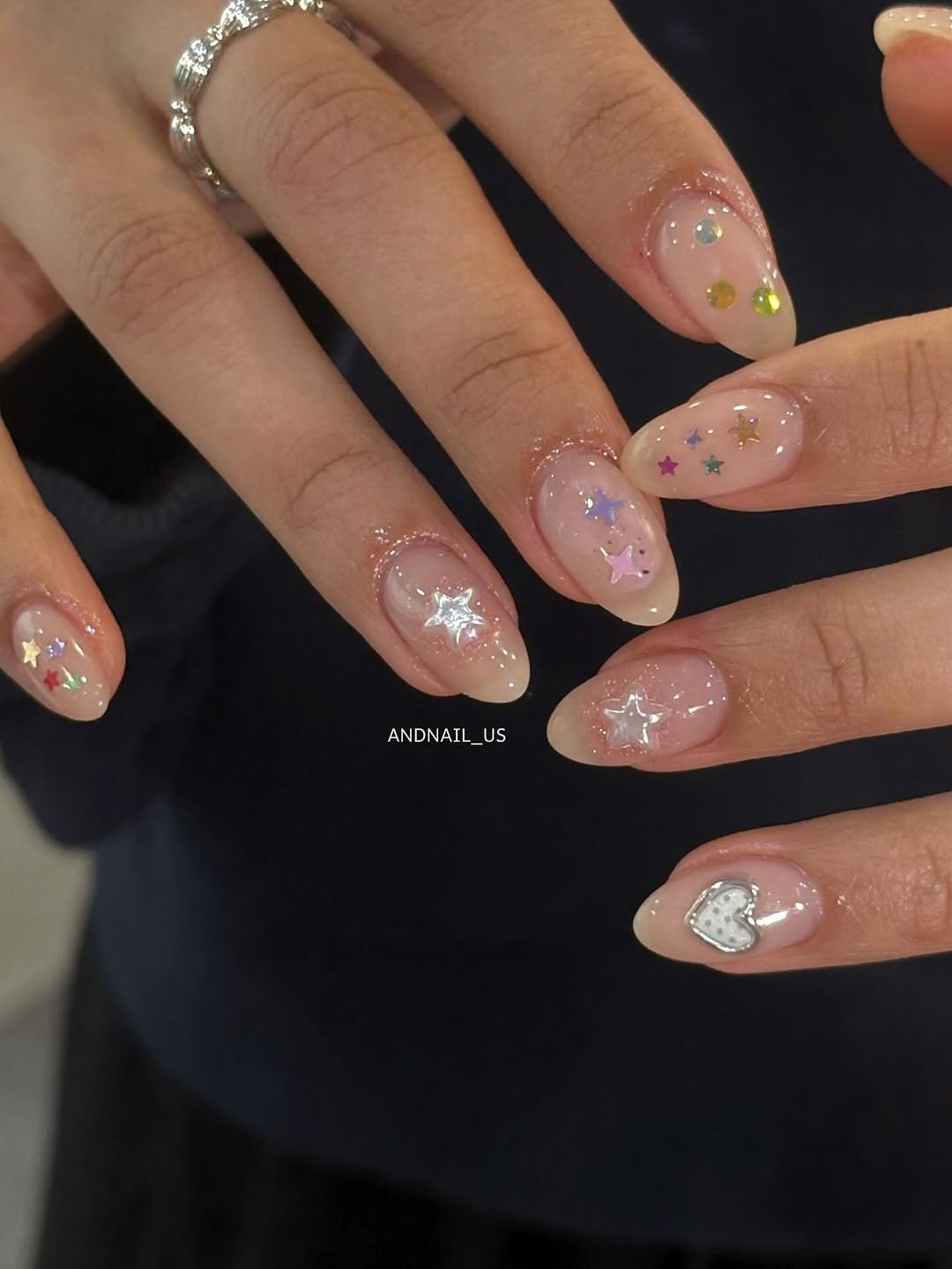 Photo by ෆ 앤드네일 ෆ 광명네일 광명사거리네일 광명동네일 철산네일 개봉네일 on March 01, 2026. May be an image of one or more people, fingernails and text.