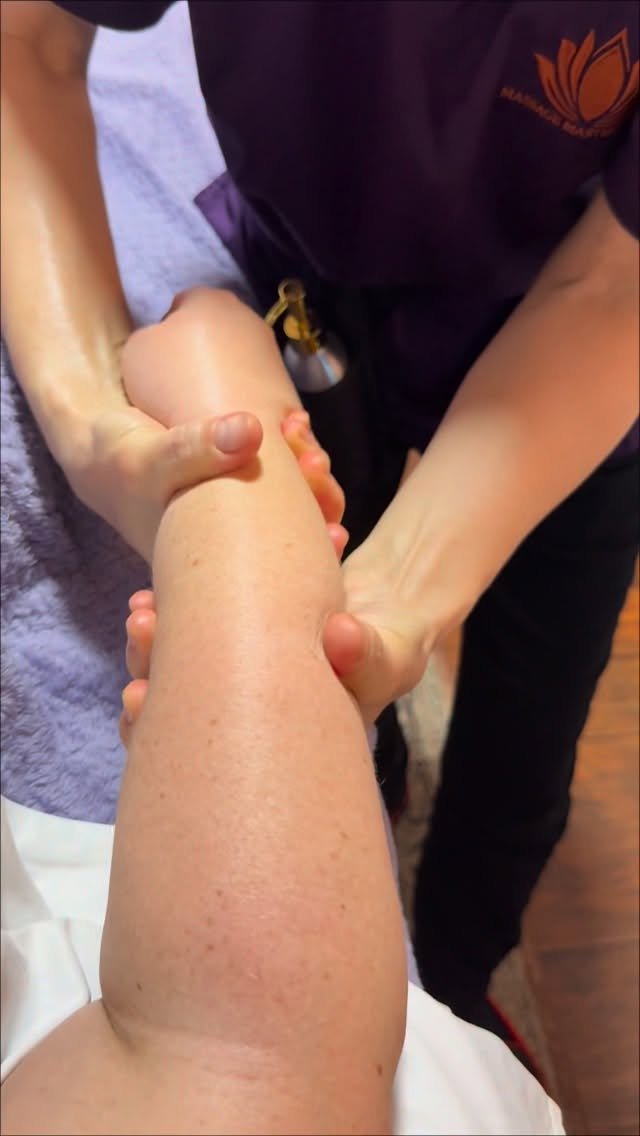 andy.wellness 게시물 이미지: Twisting from wrist to elbow 🔥
Great for...