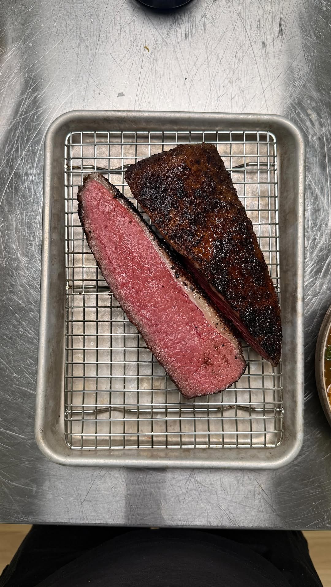 andyhearnden 게시물 이미지: Everybody overcooks steak… 🥩