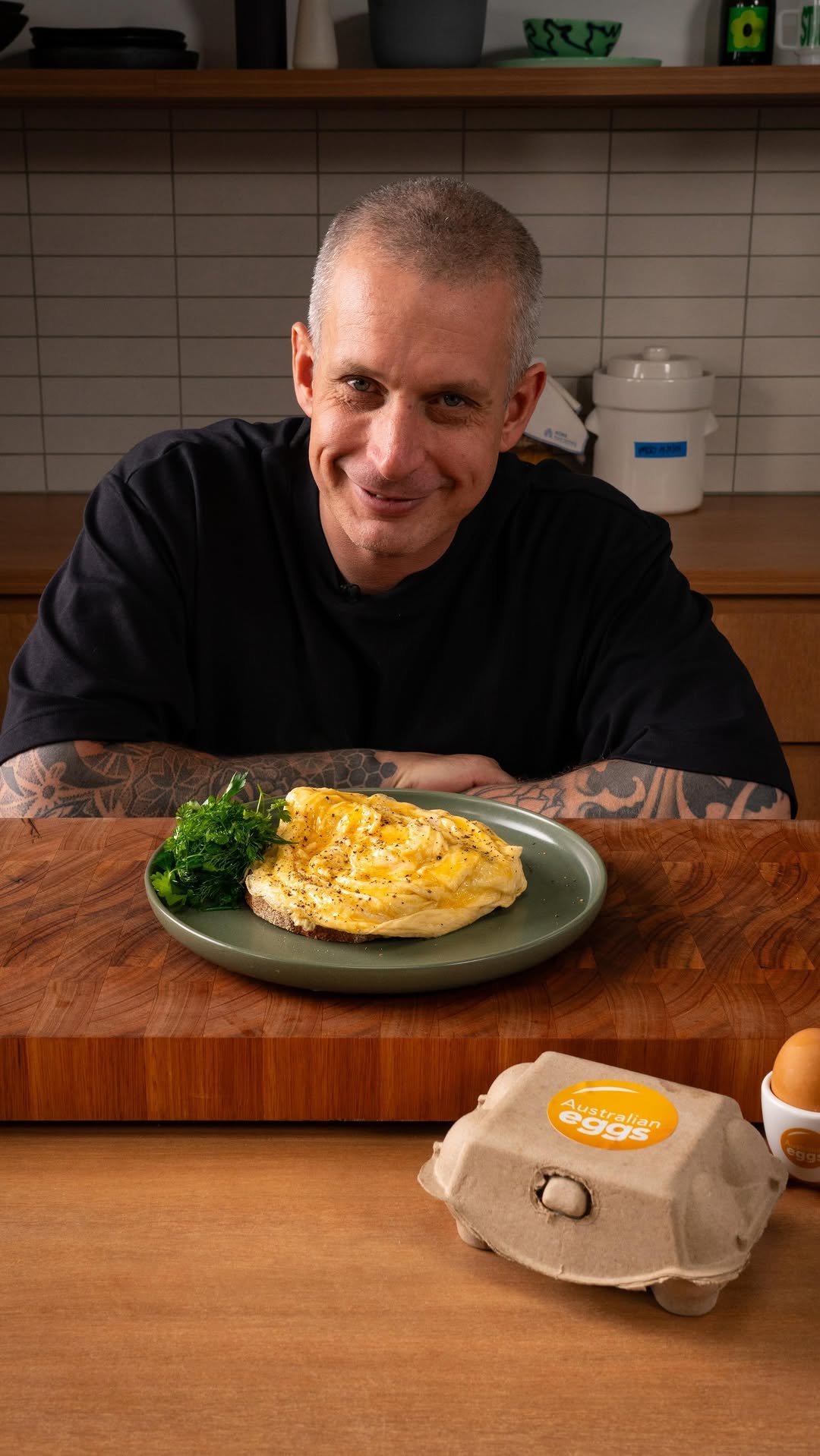 andyhearnden 게시물 이미지: French omelette. Omurice. Tornado eggs.

Eggs...
