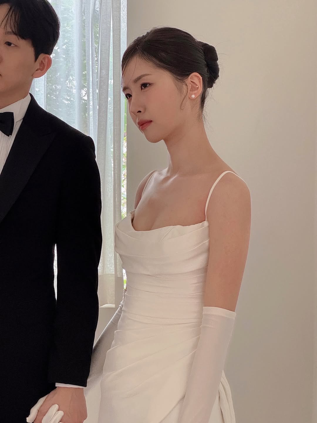 Photo by 앙꼬수지 on October 28, 2025. May be an image of dress.