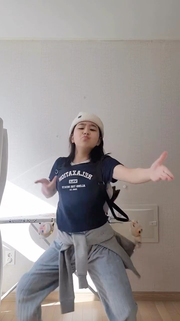 annemami5566 게시물 이미지: 방학 뻘짖 시작 1일차
주토피아에 푹빠진 그녀에
오늘에 선택
즈으으토...