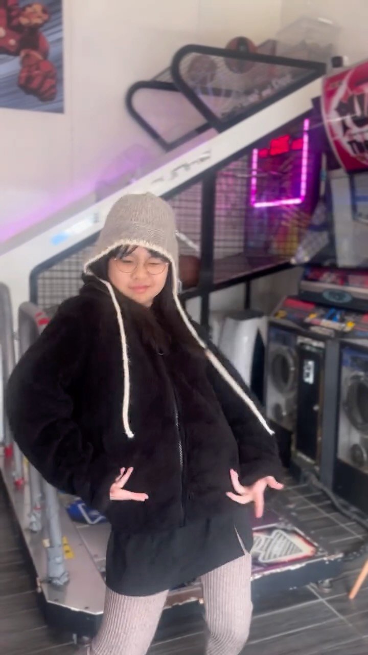 annemami5566 게시물 이미지: 놀러와선 춤이지~~~♡

#nobatidão #댄스챌린지 #이수