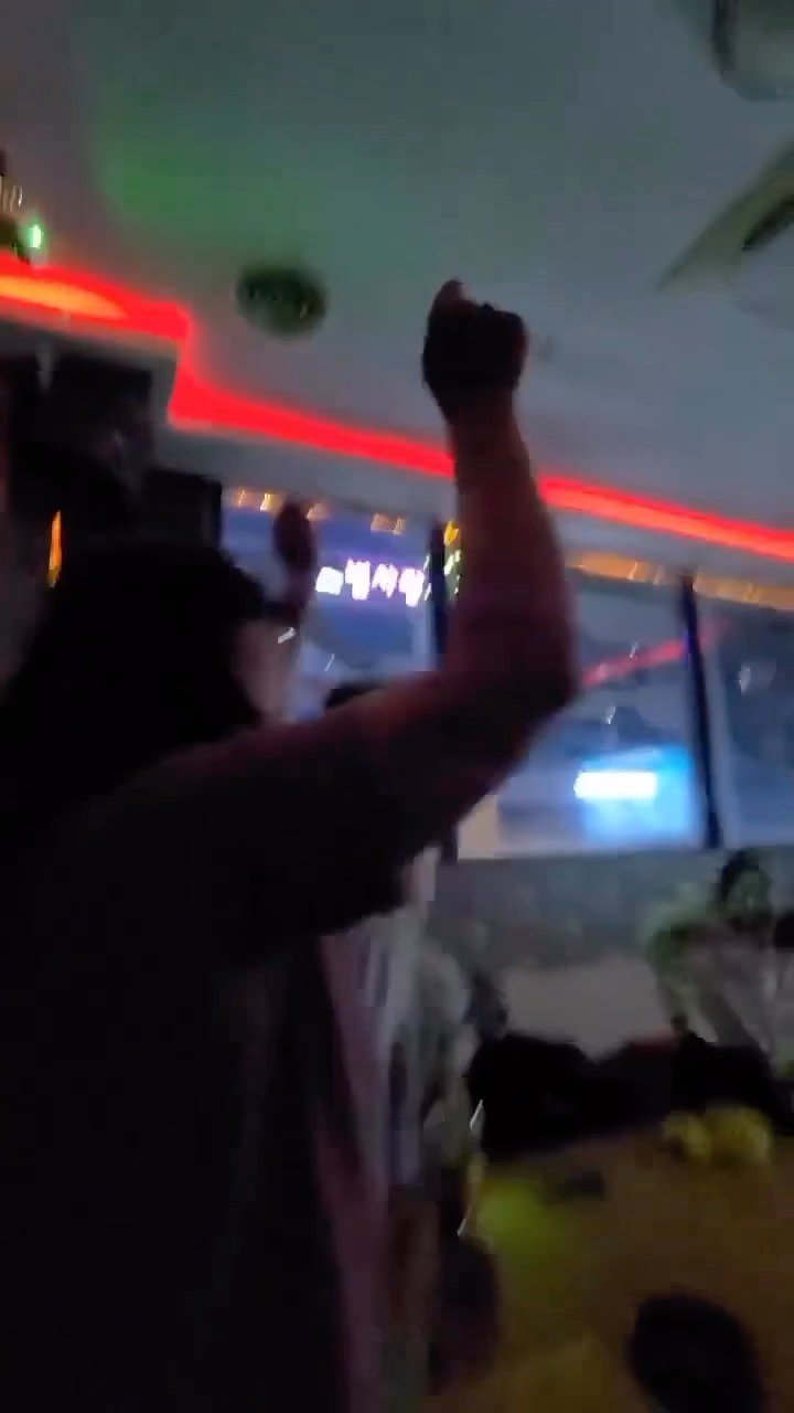 annemami5566 게시물 이미지: 🔥
스토리 릴스 자동 편집본 ^^! 
코로나 이후 노래방 끊었는데 
꿀잼 🤭🤭🤭😂😂😂😂😂