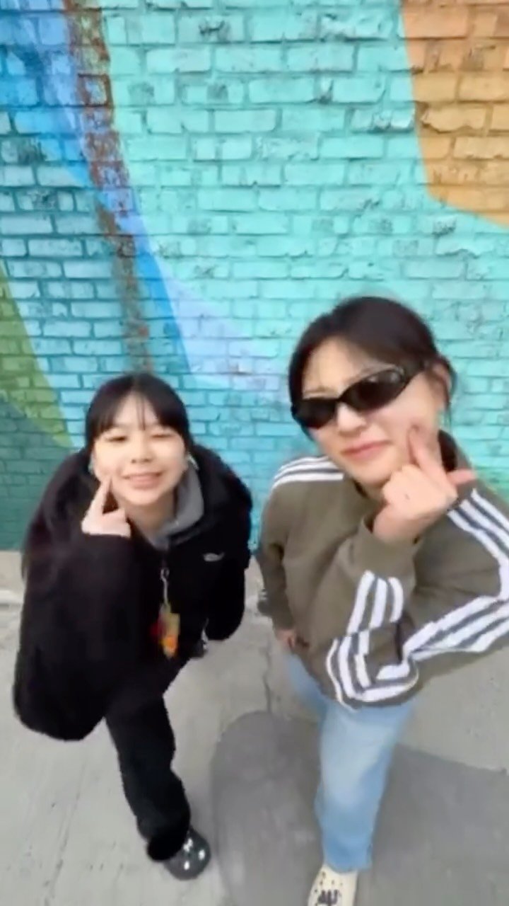 annepapa1368 게시물 이미지: 요즘 유행하는 미워챌린지 

동두천 감성 
핫피자 웨이팅 2시간 동안
시간보내는...