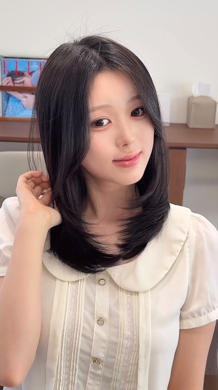 ansohh.moreon 게시물 이미지: 고급스럽고 세련된 무드의 #중단발 #레이어드c컬펌 

털어만 말려도 풍성한 볼륨감의...