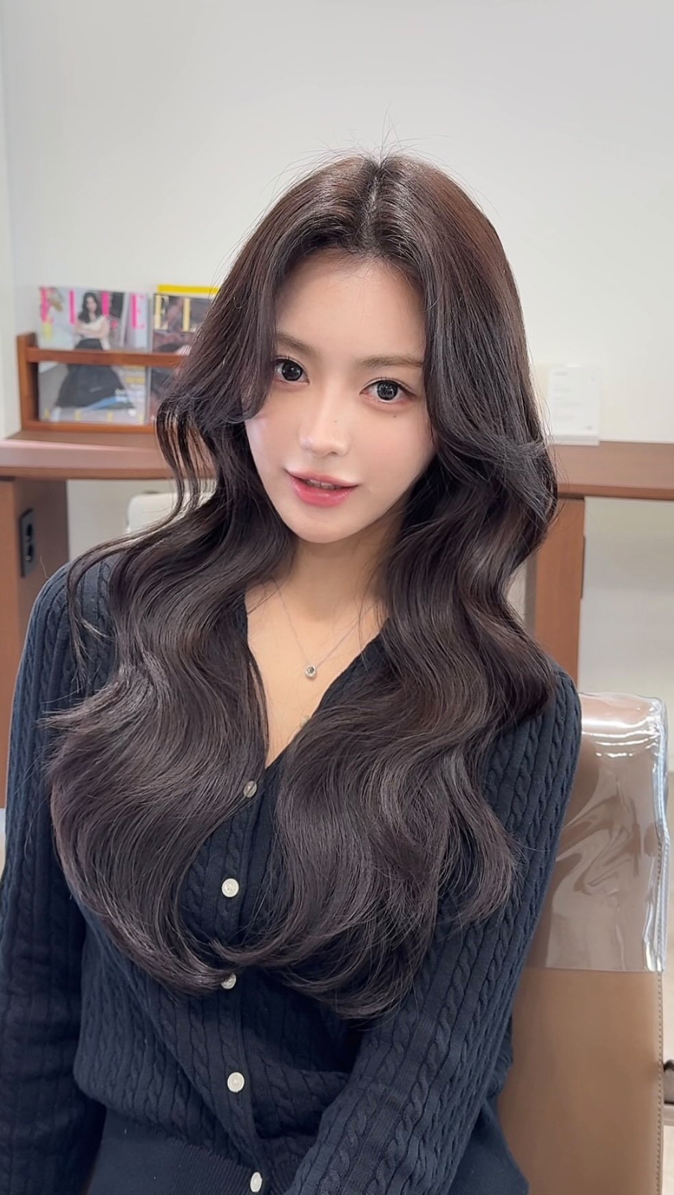 ansohh.moreon 게시물 이미지: 요즘같은 날씨에 많이 찾아주시는 #굵은웨이브💖

이미지와 모질에 맞는 #퍼스널...