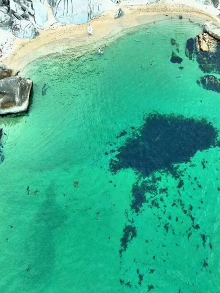 ant_works 게시물 이미지: 📍가자마자 반해버린 프라이빗 바다

🔥이곳은 매우 작고 아름다운 해변입니다.
💦작은...