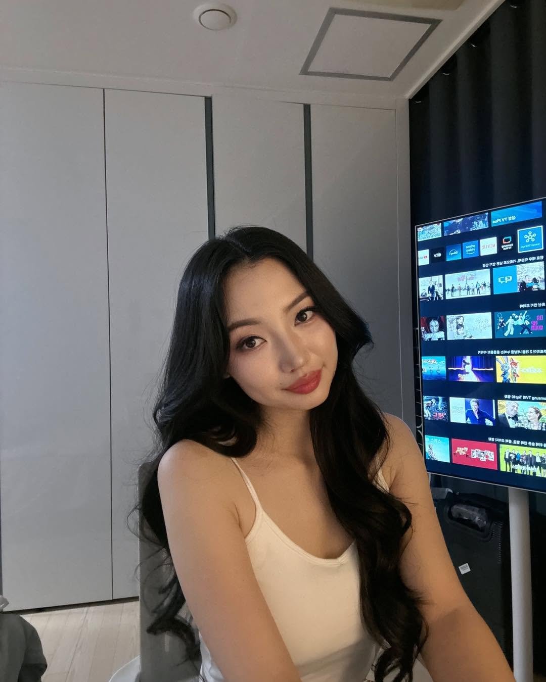 Photo by 아노 · Anu Ujin on January 06, 2026.