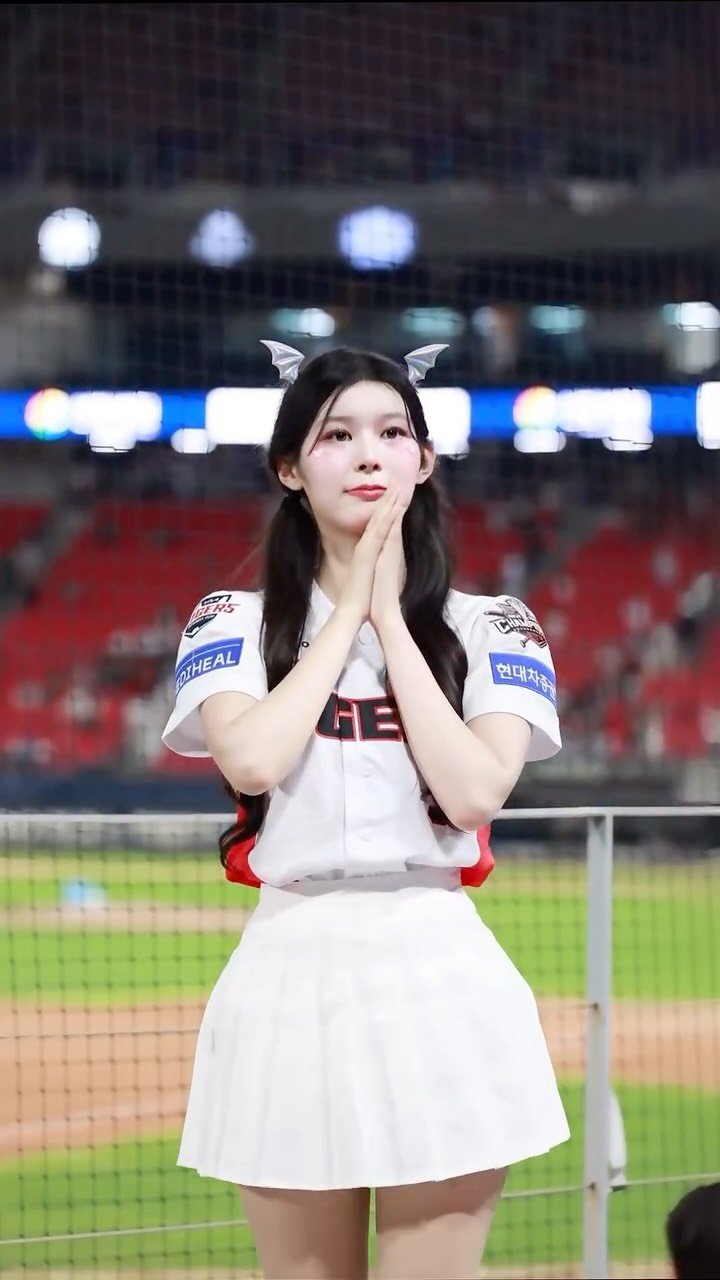 apex_cheerleader_official 게시물 이미지: .o♡₊˚ ପ⸝⸝・o・⸝⸝ଓ ˚｡

#기아타이거즈 #신혜령 #치어리더
