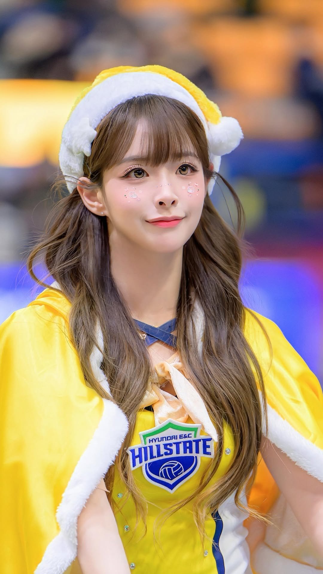 apex_cheerleader_official 게시물 이미지: 미메크🎄마지막 산타 잡은 사람🎅🏻💛🎁
.
.
.
#치어리더 #조다빈 #趙多彬...