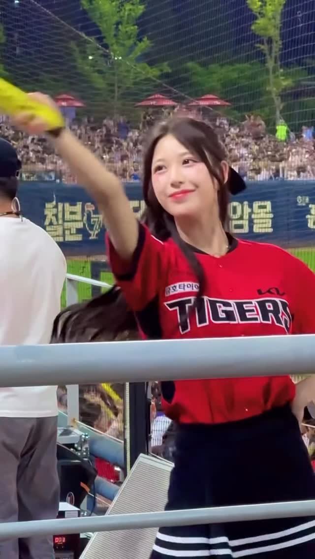 apex_cheerleader_official 게시물 이미지: 최강기아 승리하리라🐯

@apex_cheerleader_official
