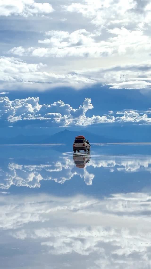 apple 게시물 이미지: Mirror, mirror. #ShotoniPhone by @dandrosa...