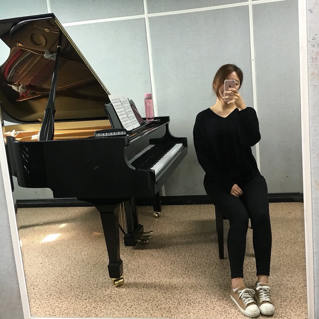 Photo by 아람이 on October 06, 2025.