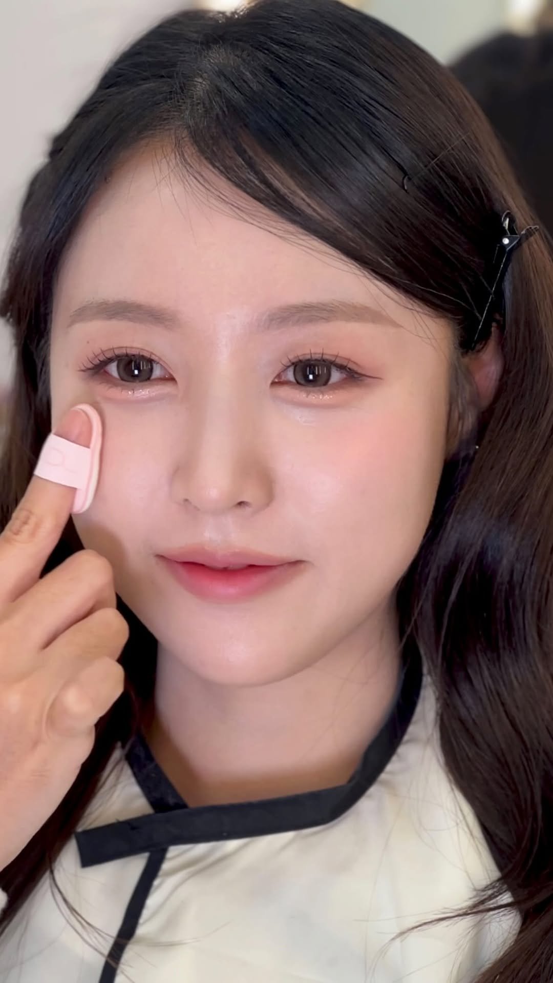 ari_mi1222 게시물 이미지: 톡톡 마무리 메이컵 담아봤어요🍑

H @juu_uulee 

✔️예약문의는 프로필...