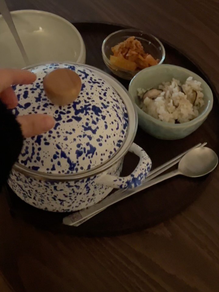 arirang_gotgan 게시물 이미지: 고단했던 한주도 지나갔으니 이제 푹 내려놓고, 
추위에 얼어붙었던 속까지 따뜻하게...