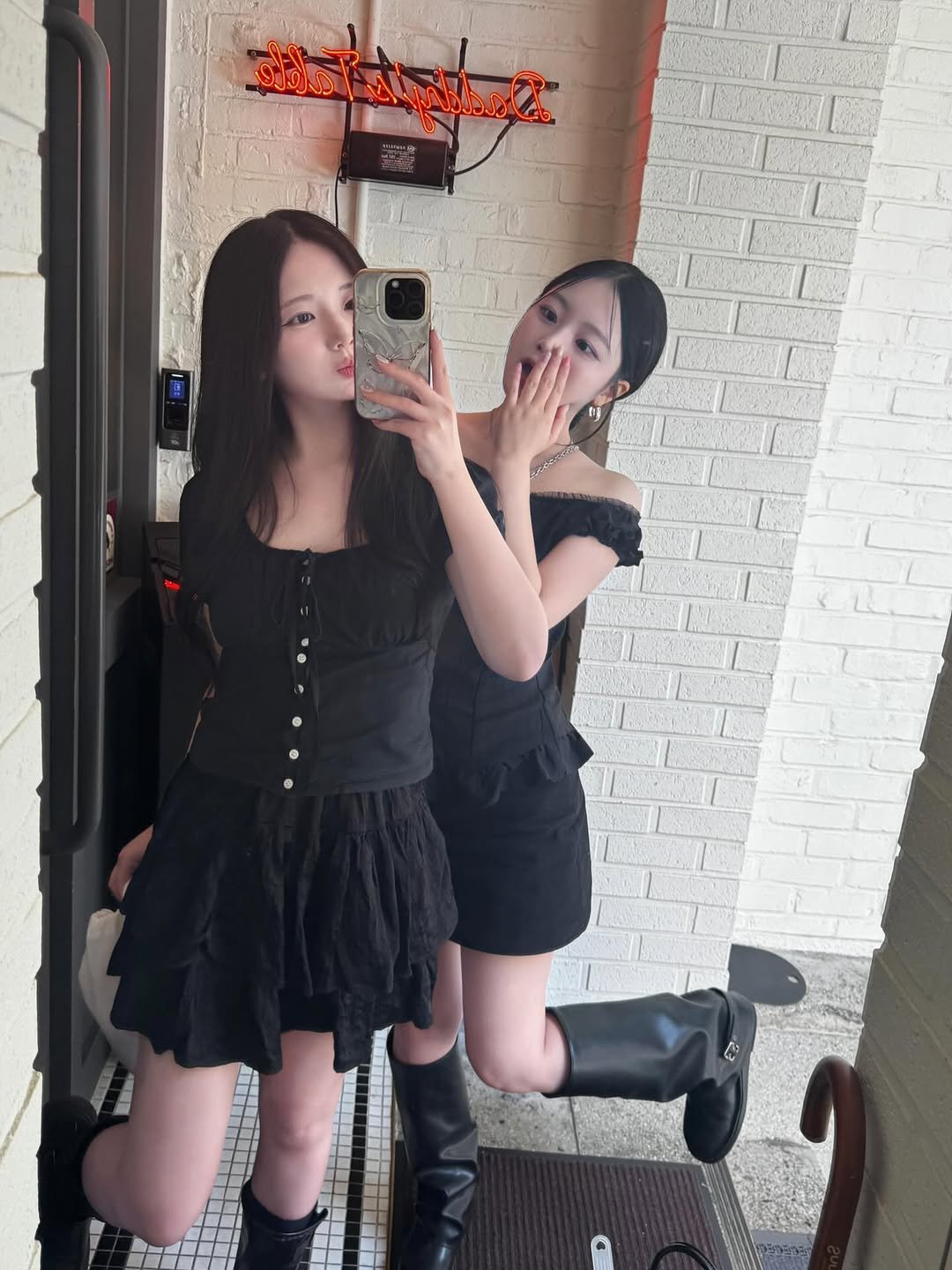 Photo by 림찌🐰 on October 08, 2025.