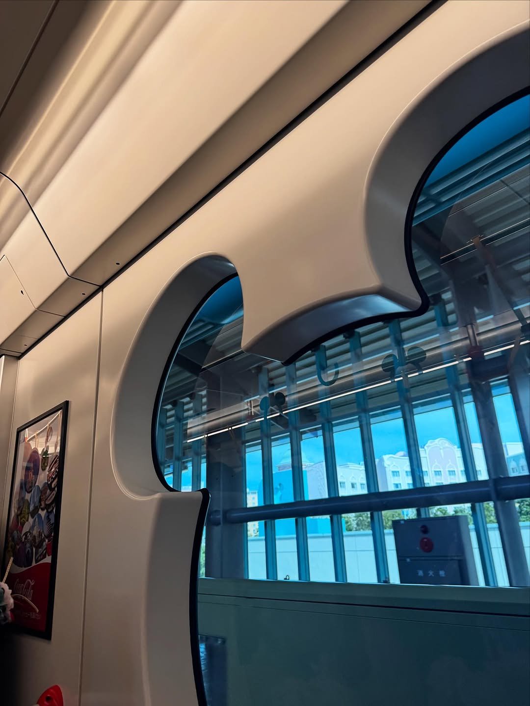 Photo by 림찌🐰 on October 28, 2025. May be an image of train, window and text.