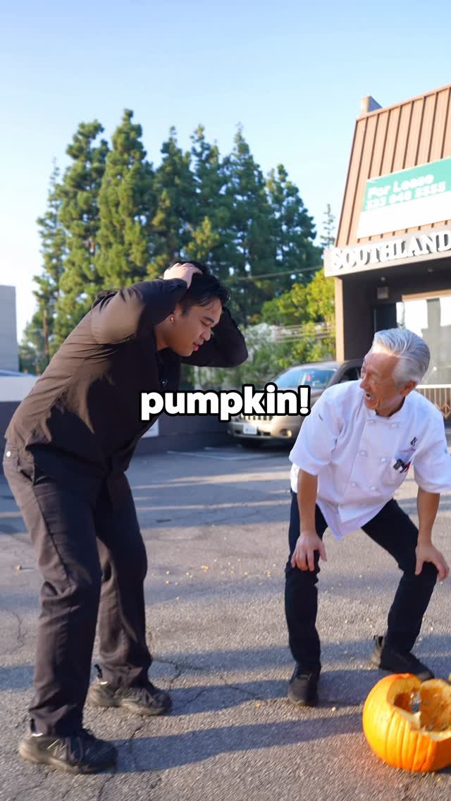 asanebo_restaurant 게시물 이미지: That’s A Tasty Pumpkin…🎃😋

Pumpkin Salad With...