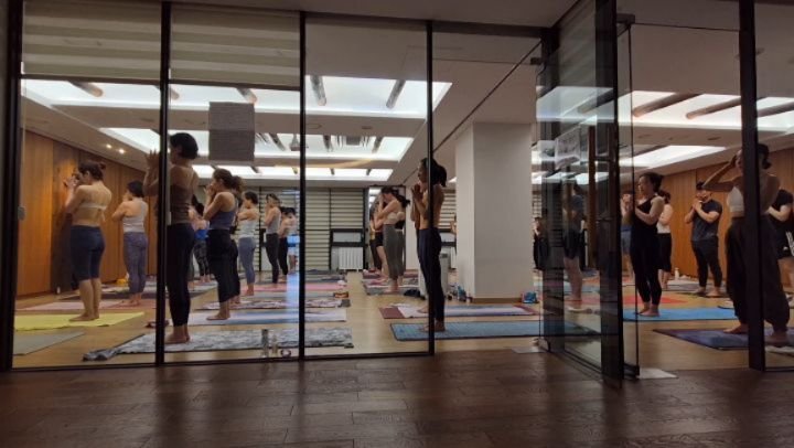 ashtangayoga_korea 게시물 이미지: 🙏 
간만의 프라이머리 레드 클래스 영상

*~ 파탄잘리가 말한 요가의 진짜 방향...
