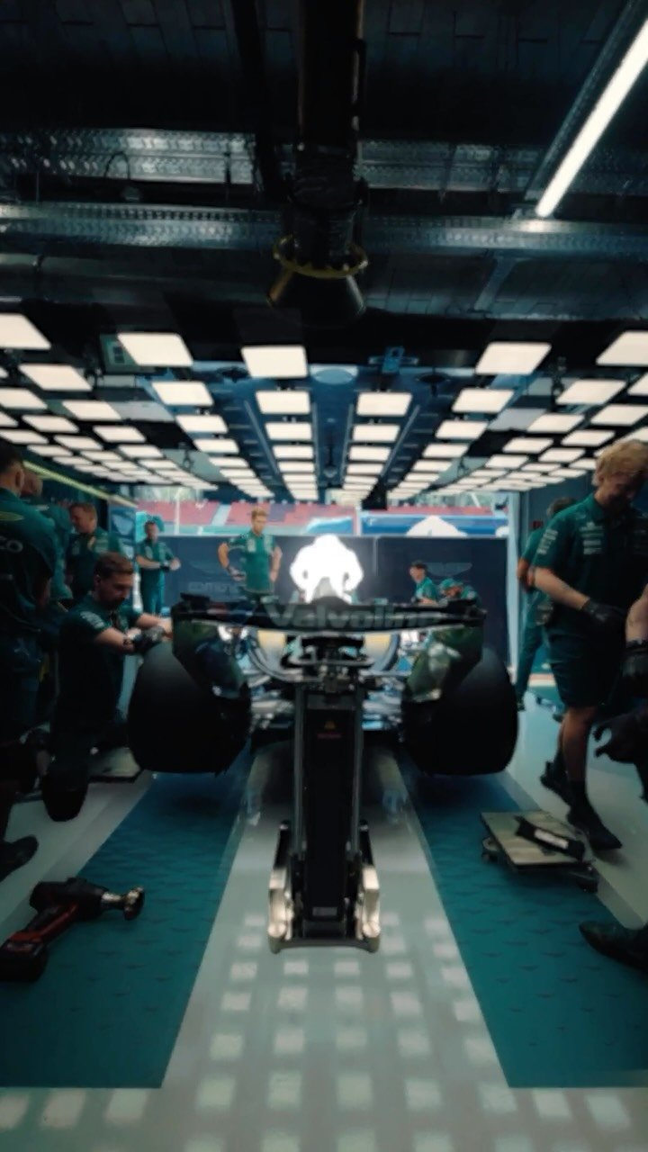 astonmartinf1 게시물 이미지: Time slows, hearts race, focus is found.

#HungarianGP