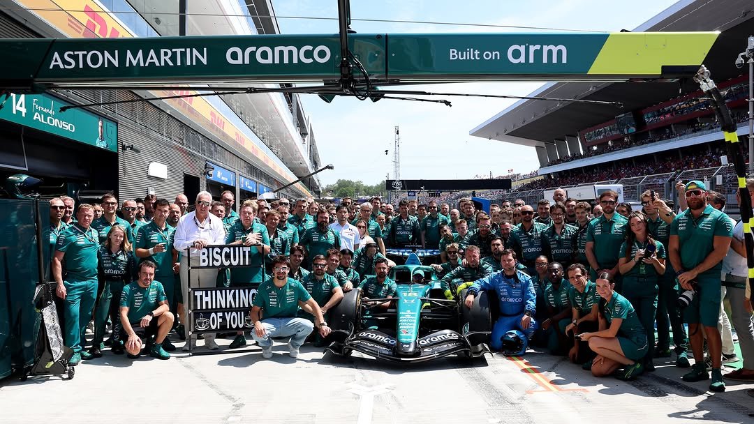 astonmartinf1 게시물 이미지: The thoughts of the whole team are with our...