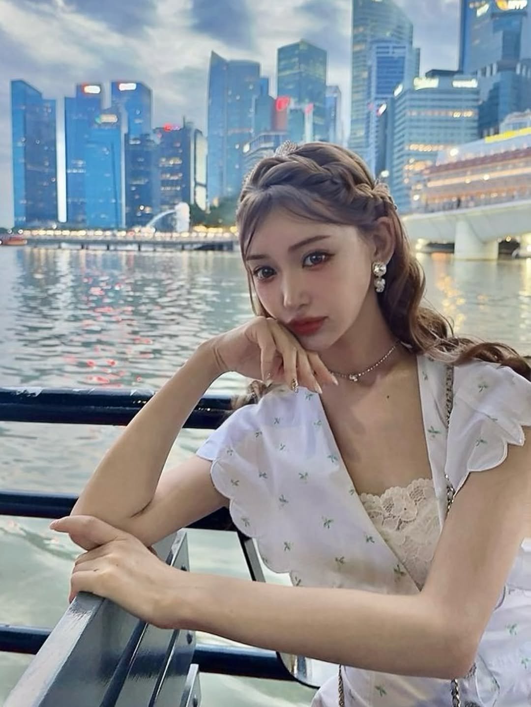 Photo by 明日花キララ on August 08, 2025.