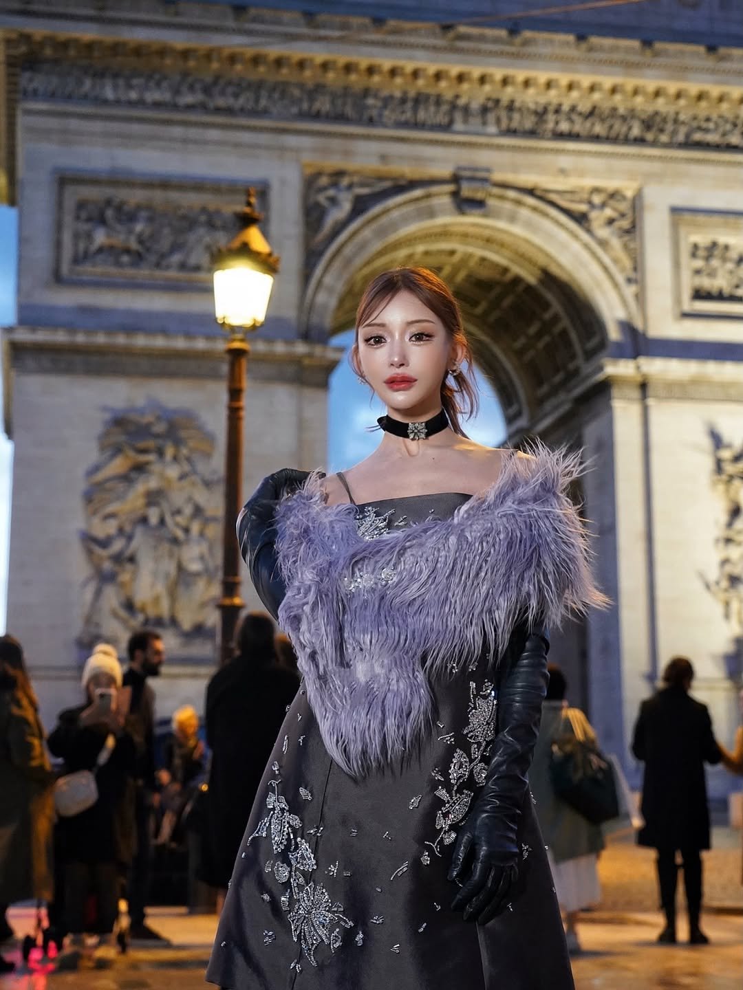 Photo shared by 明日花キララ on October 08, 2025 tagging @prada. May be an image of 7 people, gown and text.