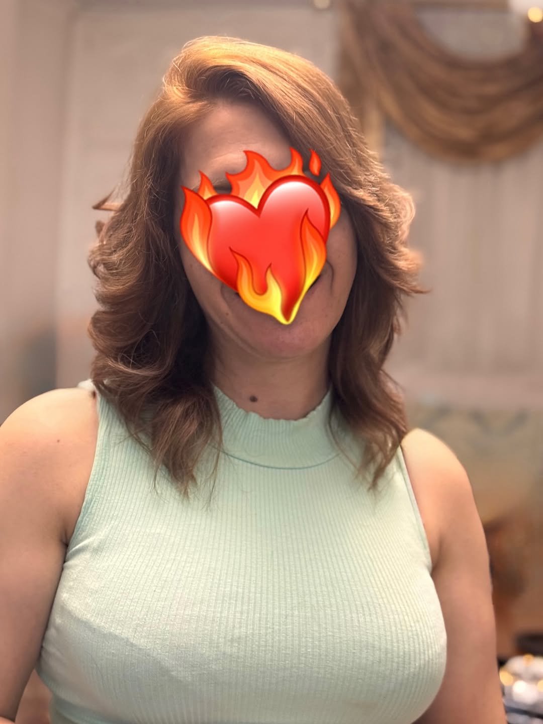 Photo by ati_haircolore on September 12, 2025.