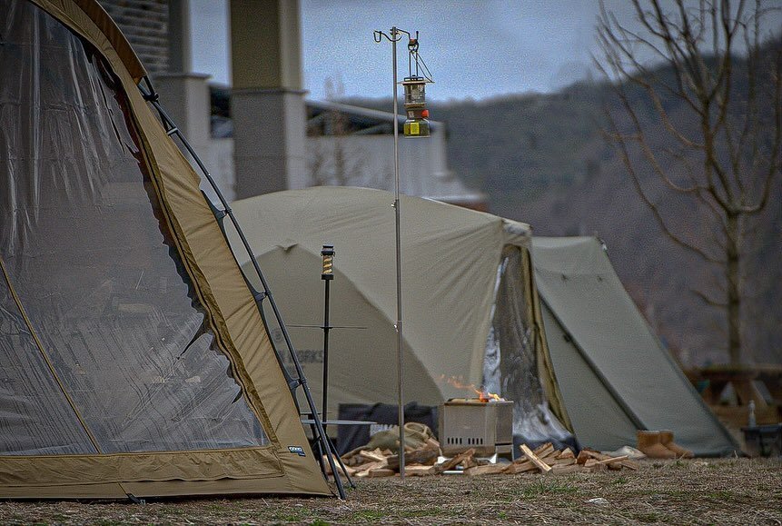 Photo shared by 니맘캠핑 on February 26, 2024 tagging @da_hae_486, @na_yeon__camper, and @mojeul_camping.