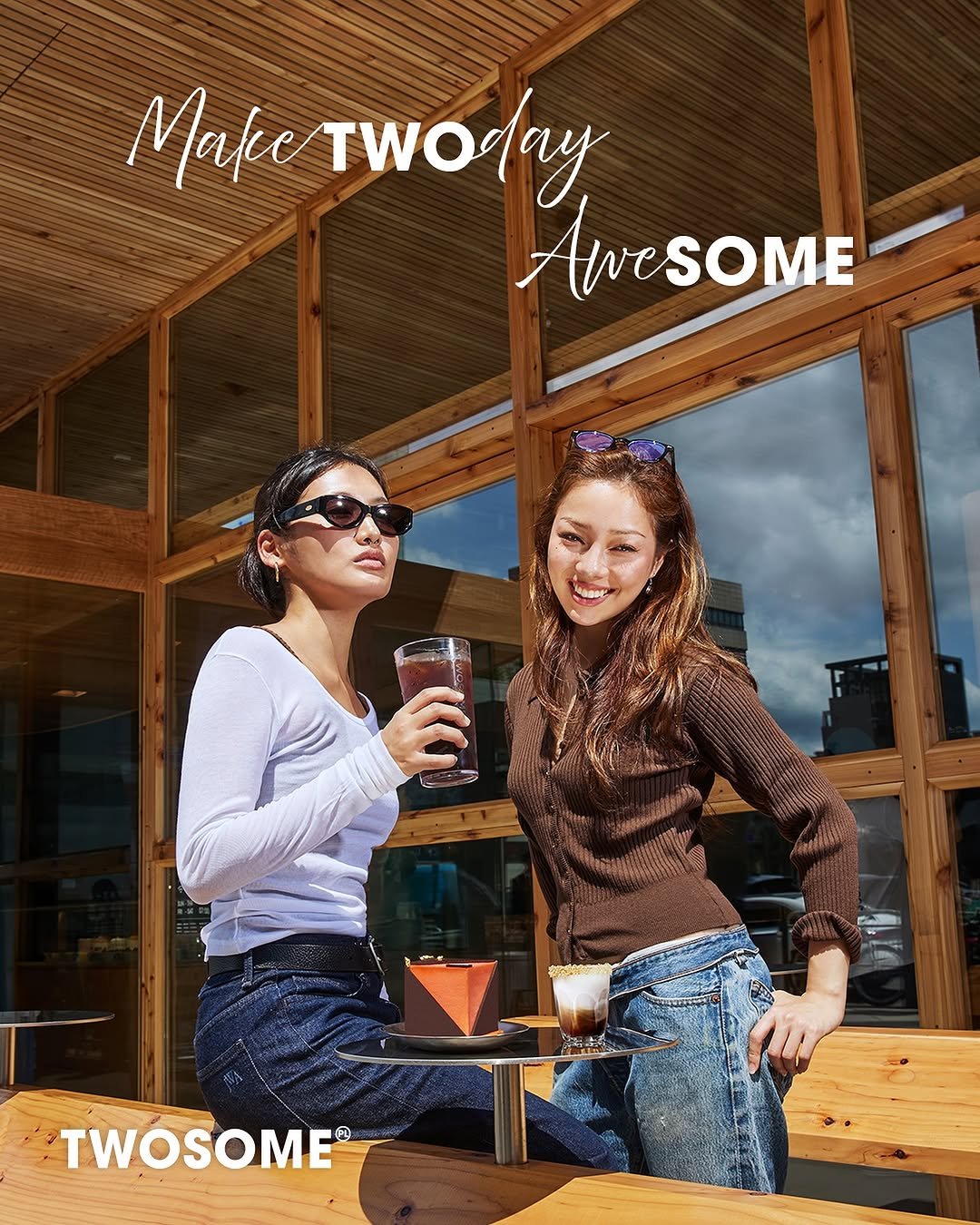 Photo by 투썸플레이스 on September 12, 2025. May be an image of 2 people, sunglasses and text that says 'Make MakeTwoday TWO AWESOME Awes SOME TWOSOME 2 PL'.