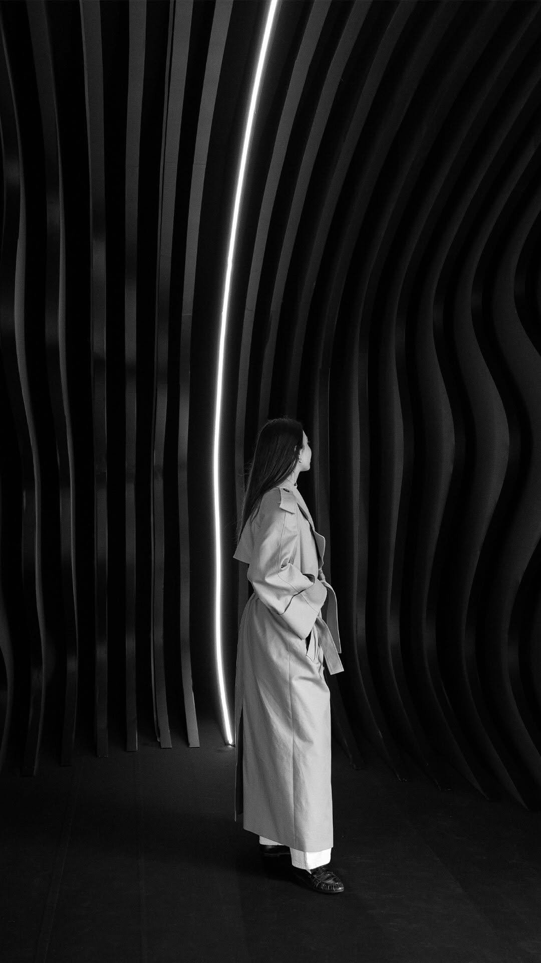 audi 게시물 이미지: Light and reflection are used to explore...