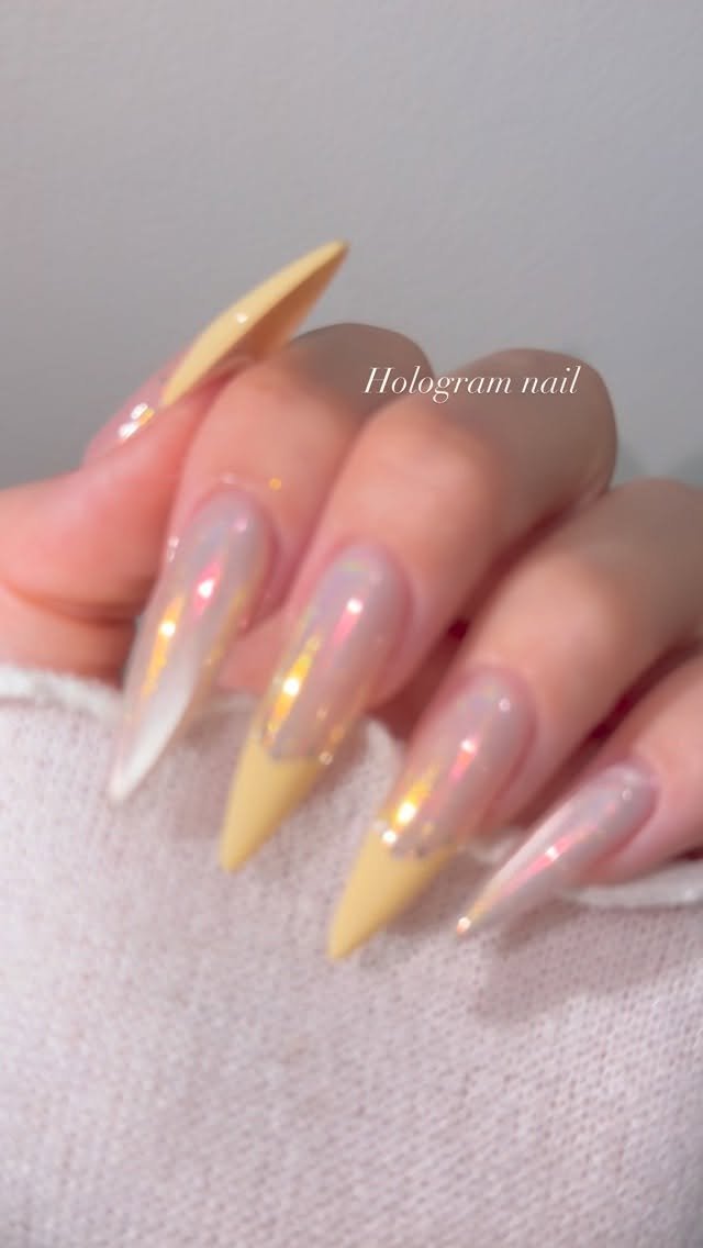 aura_glitter 게시물 이미지: 역대급 파우더 발견💕
오렌지, 체리 빛깔에 홀로그램이라니!!!!!
봄에 맞게 산뜻한...