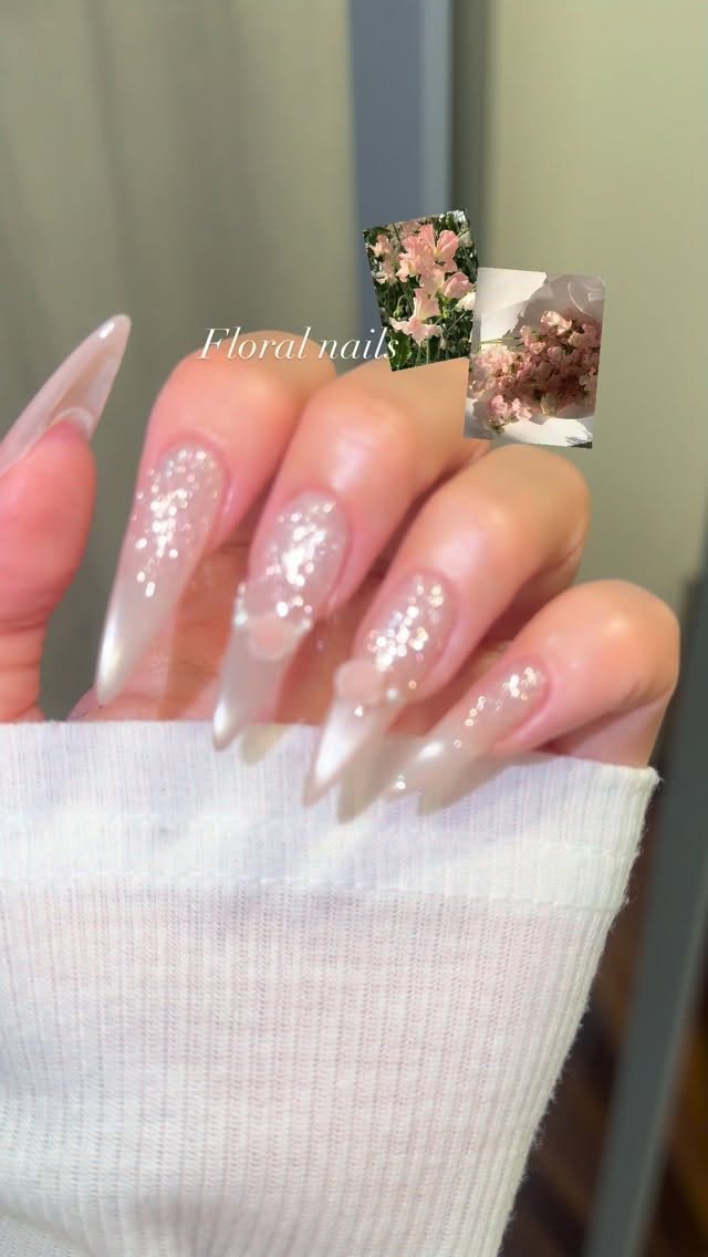 aura_glitter 게시물 이미지: ⬇️⬇️ 사용한 제품🌸

- 비즈시리즈 : AG05 디어멜로우 (핑크글리터)
-...