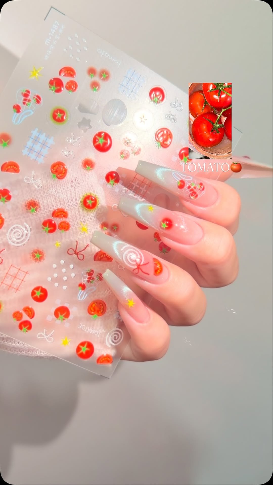 aura_glitter 게시물 이미지: 토마토 🍅
신상! [과즙 토마토 스티커]
색감이 미쳤어요!!!!! 러블리한...