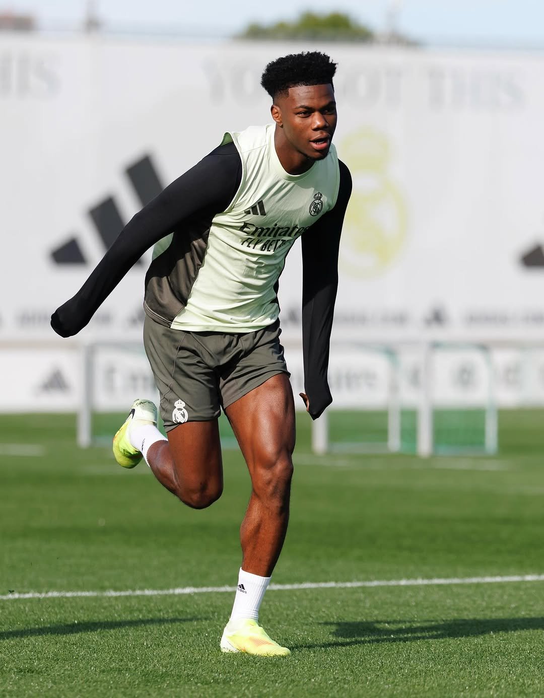 Photo shared by Aurelien Tchouameni on November 19, 2025 tagging @realmadrid. May be an image of football, soccer, cleats, ball, sports equipment, stadium and text.