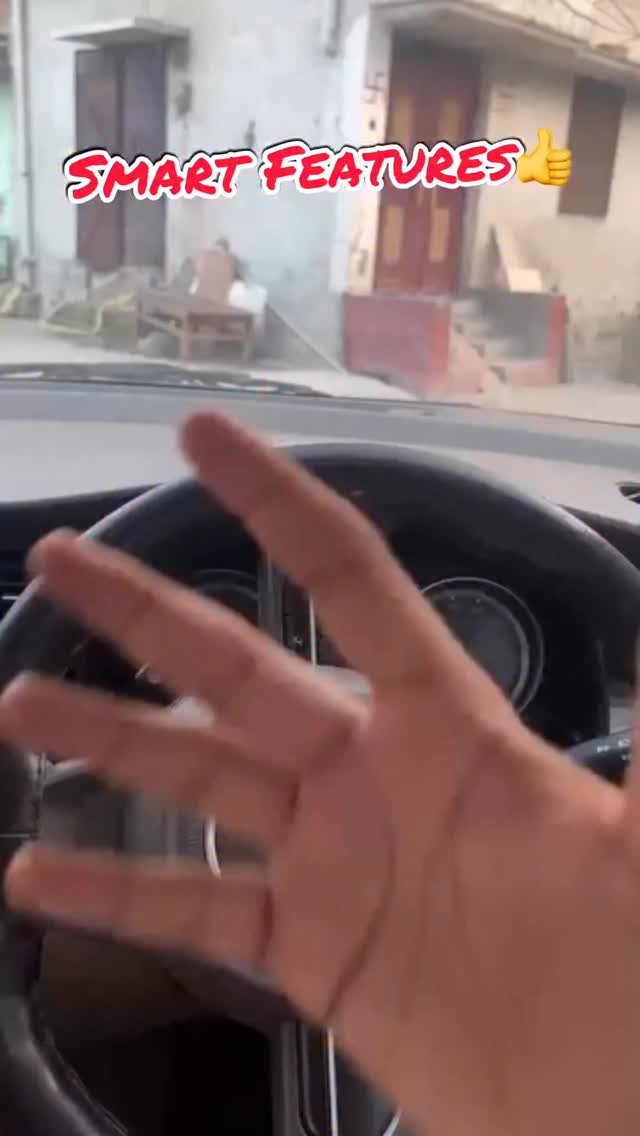 autoheadz_ 게시물 이미지: Smart Features👍
#shorts #viral #car #smart...