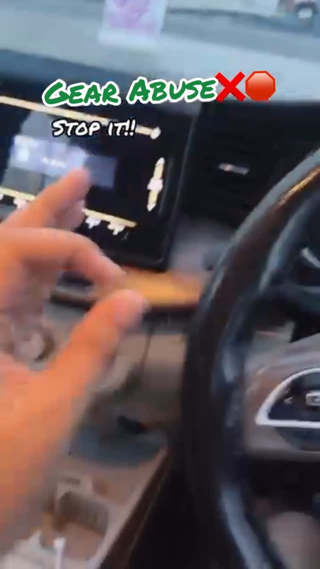 autoheadz_ 게시물 이미지: Gear Abuse❌🛑
#shorts #viral #cars #gears...